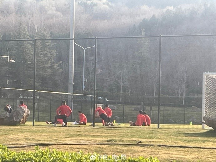  连续客场！博主：成都蓉城已抵达济南备战，周三将客战泰山队